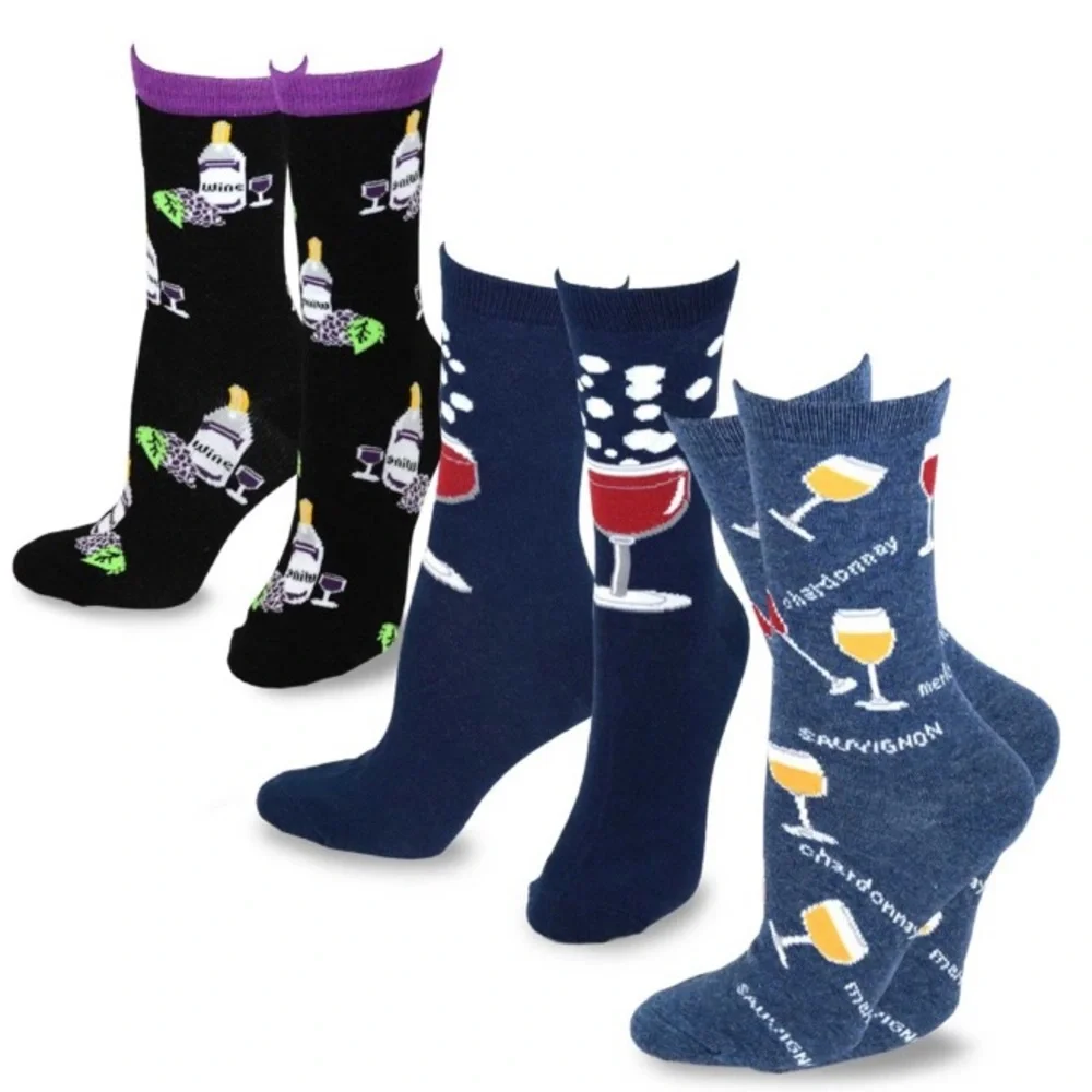 TeeHee Women’s Wine Crew Socks 3-Pack NWT